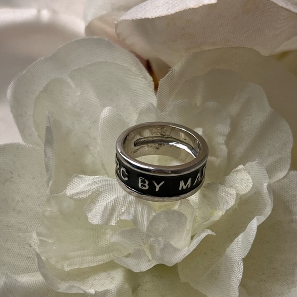 Marc Jacobs ring - Picture 6 of 7